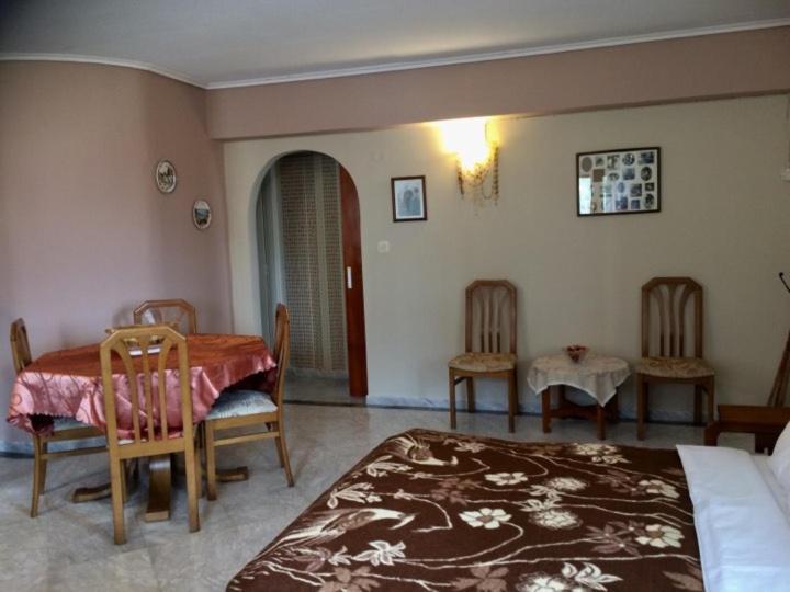 Mikro Katafygio Stavli Extérieur photo